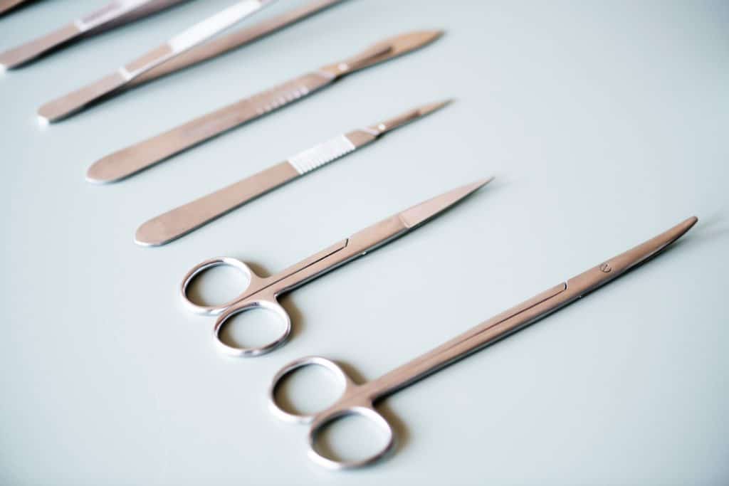 surgery-tools-1024x683